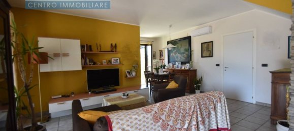 4 Schlafzimmer Haus in Olcenengo, Italy, Nr. 323368 3