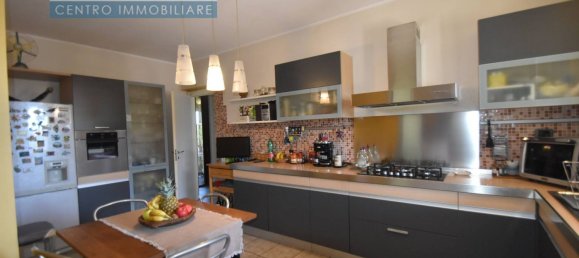 4 Schlafzimmer Haus in Olcenengo, Italy, Nr. 323368 8