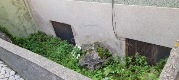 200m² Commercial property in Amadora, Portugal No. 236220 9