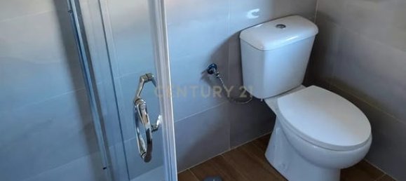 200m² Commercial property in Amadora, Portugal No. 236220 21