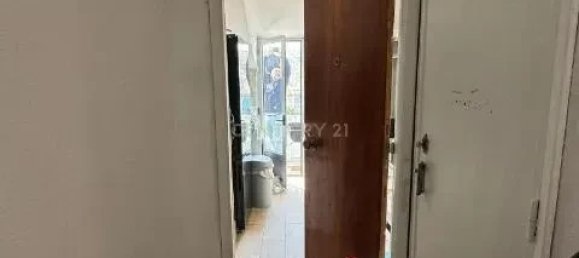 200m² Commercial property in Amadora, Portugal No. 236220 22