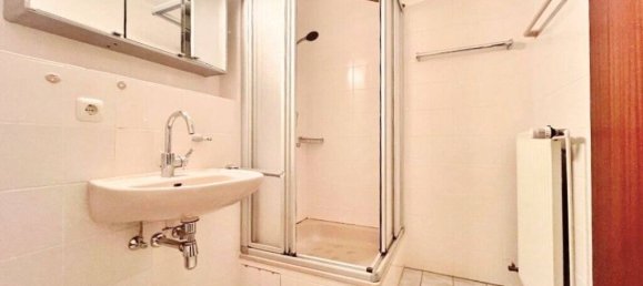 2 rooms Apartment in Bremen, Germany No. 26640 4