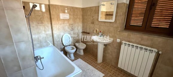 6-salle Maison à Rota d'Imagna, Italy No. 230704 17