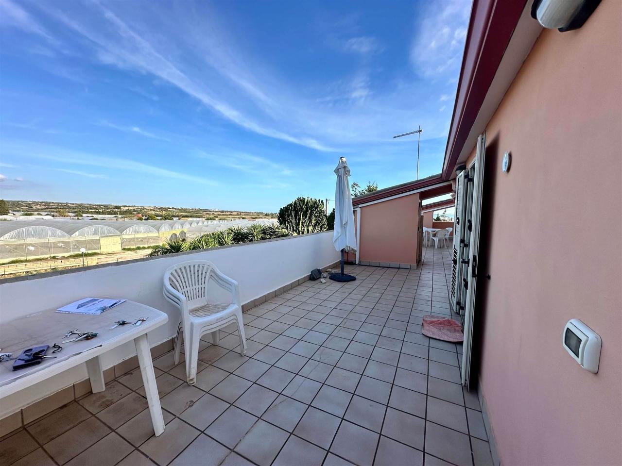 3 rooms Apartment in Ragusa, Italy No. 141362