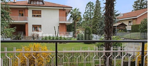 Apartamento T2 em Pino Torinese, Italy N.º 335425 33