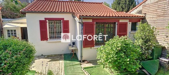 2 bedrooms House in Villejuif, France No. 180060 4
