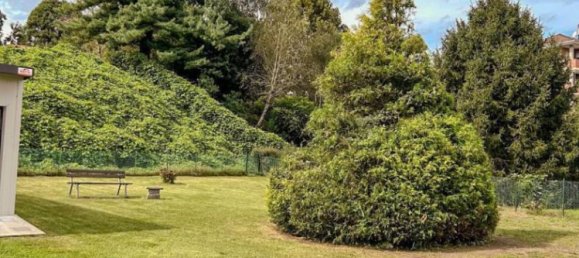 Квартира с 3 спальнями в Арона, Италия № 266893 2