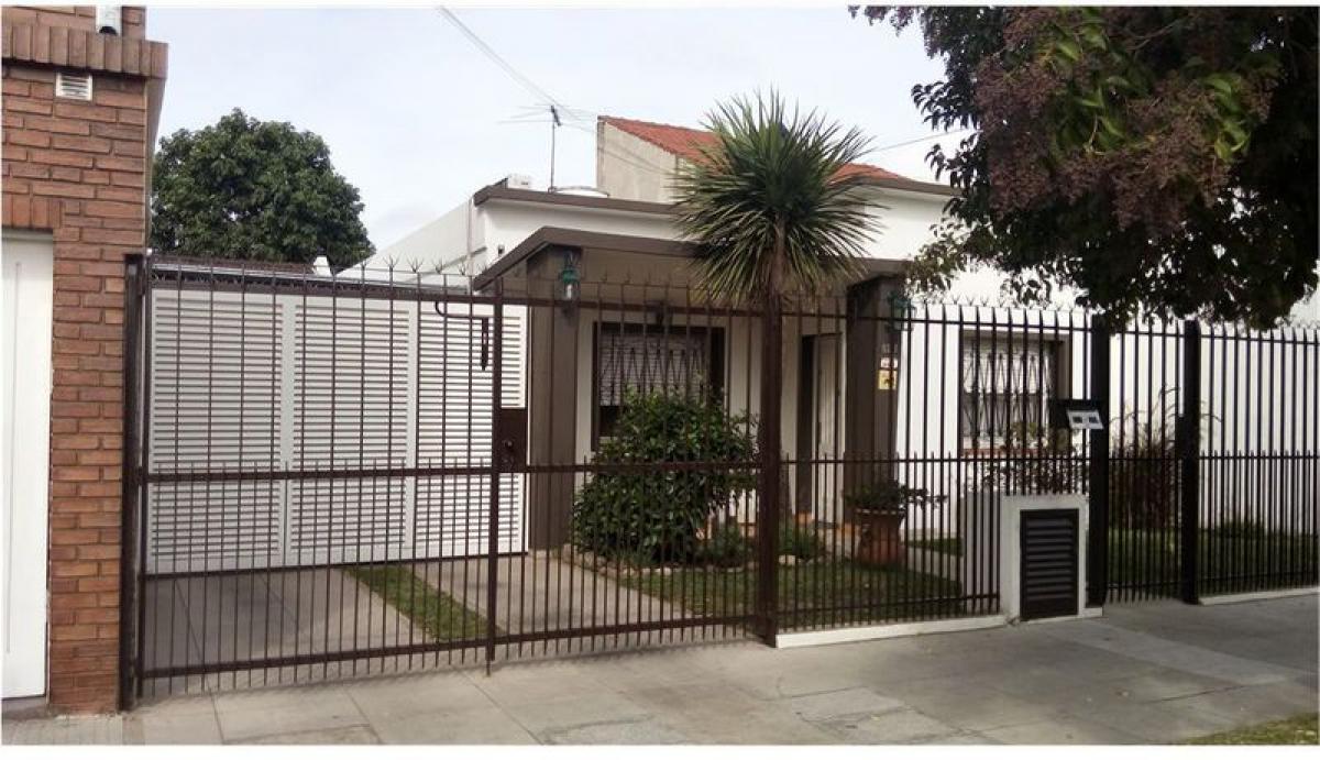 2 bedrooms House in General San Martin, Argentina No. 9912