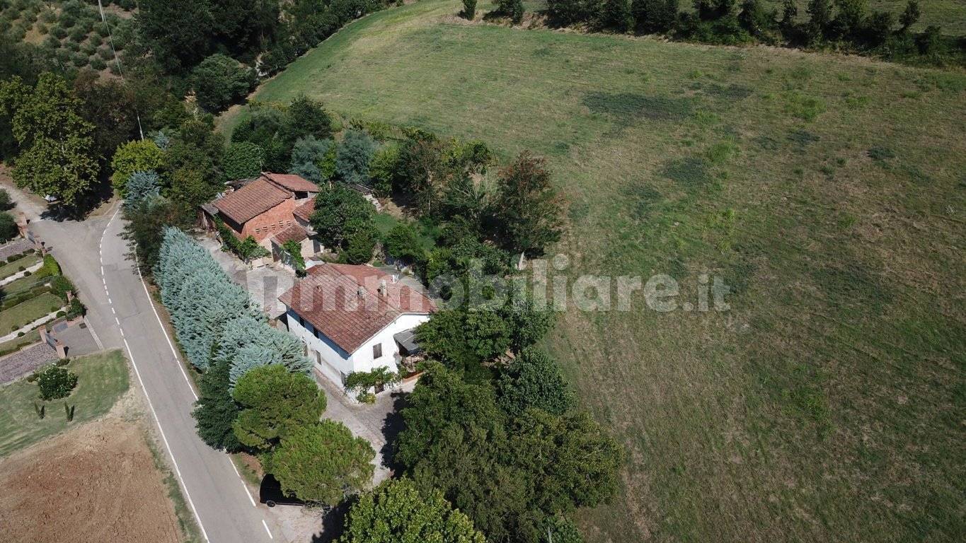 3 bedrooms House in Dozza, Italy No. 320030