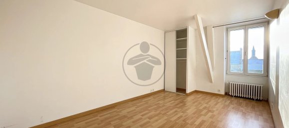 3 chambres Appartement à Saint-Quentin, France No. 92480 7