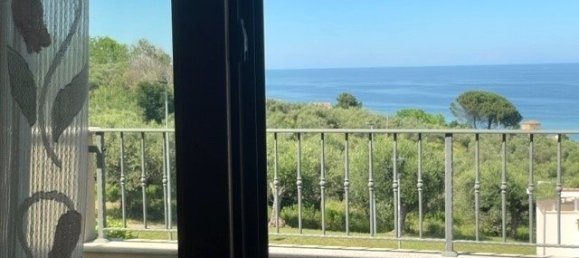 Villa de 4 dormitorios en Silvi, Italy No. 375808 13