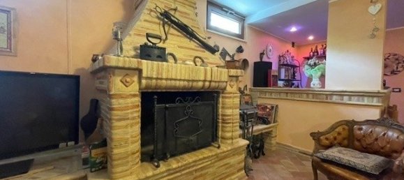 Villa de 4 dormitorios en Silvi, Italy No. 375808 15