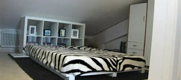 2 Schlafzimmer Property in Athens, Greece, Nr. 3188 7