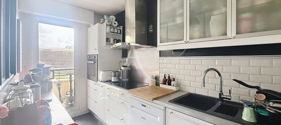 2 bedrooms Apartment in Suresnes, France No. 299593 5