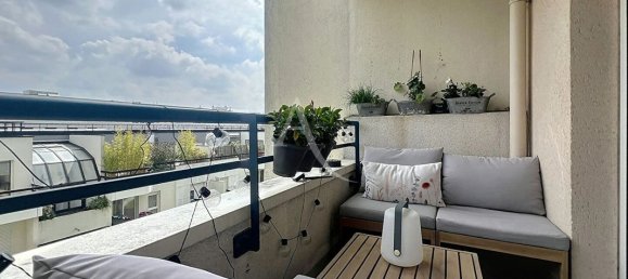 2 bedrooms Apartment in Suresnes, France No. 299593 4