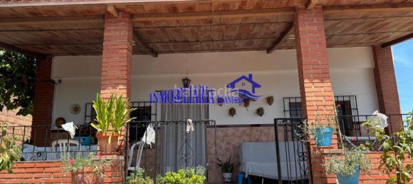 3 bedrooms House in Alcolea, Spain No. 145938 3