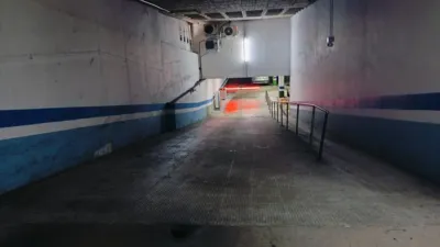 20m² Garage in Cadiz, Spain No. 250407