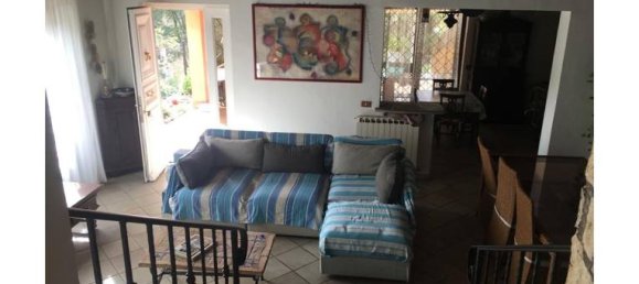 3 Schlafzimmer Villa in Rignano Flaminio, Italy, Nr. 253174 2
