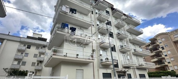 Apartamento de 2 dormitorios en Aversa, Italy No. 141565 13