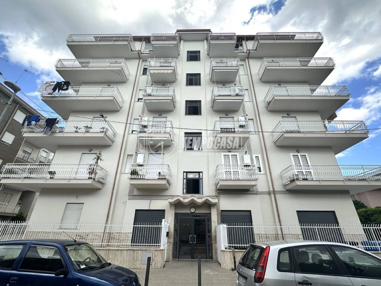 Apartamento de 2 dormitorios en Aversa, Italy No. 141565
