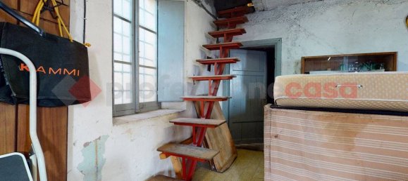 3 Schlafzimmer Haus in Gallicano, Italy, Nr. 237817 20