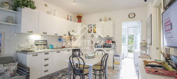 3 rooms Apartment in Pietrasanta, Italy No. 42924 2