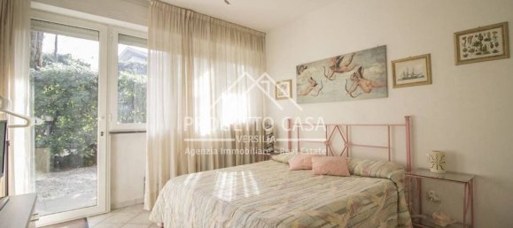 3 rooms Apartment in Pietrasanta, Italy No. 42924 10