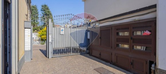 Вилла с 3 комнатами в Монца, Италия № 15568 22