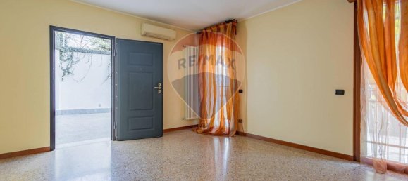 Вилла с 3 комнатами в Монца, Италия № 15568 6