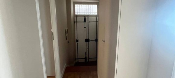 4 rooms Apartment in Florence, Italy No. 268935 16