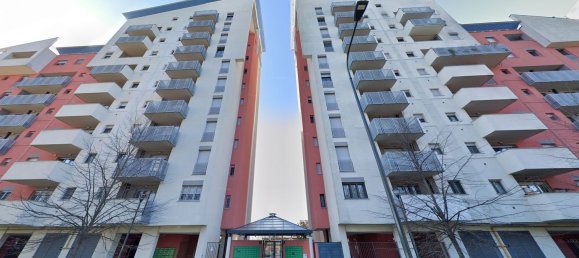 Квартира с 2 комнатами в Милан, Италия № 244684 9