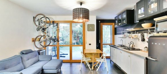 Квартира с 1 спальней в Лиссоне, Италия № 75421 3