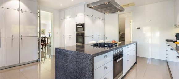 4 bedrooms House in Alvor, Portugal No. 121436 17