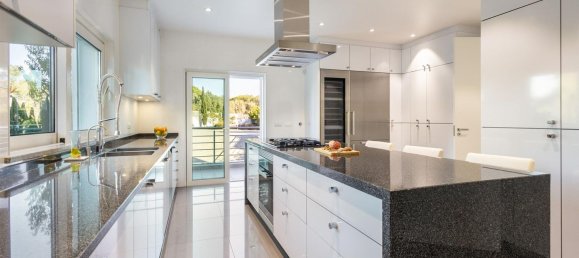 4 bedrooms House in Alvor, Portugal No. 121436 15