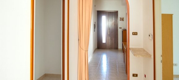 5 Schlafzimmer Haus in Grezzana, Italy, Nr. 315995 12