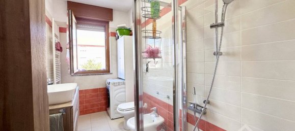 2 bedrooms Apartment in Turin, Italy No. 315290 12