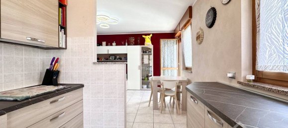 2 bedrooms Apartment in Turin, Italy No. 315290 7