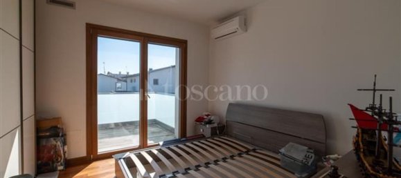 8 chambres Villa à Udine, Italy No. 347500 33