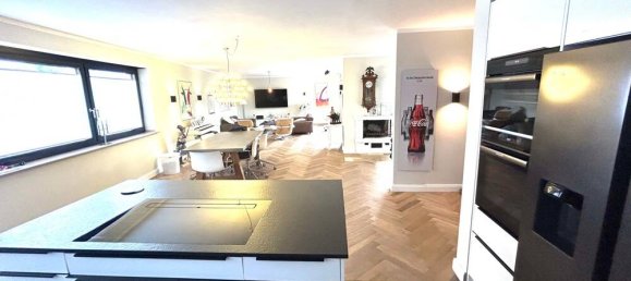 4 Schlafzimmer Wohnung in Mönchengladbach, Germany, Nr. 83717 3