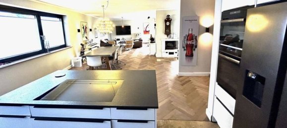 4 Schlafzimmer Wohnung in Mönchengladbach, Germany, Nr. 83717 4