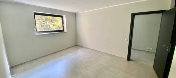 4 Schlafzimmer Wohnung in Mönchengladbach, Germany, Nr. 83717 23