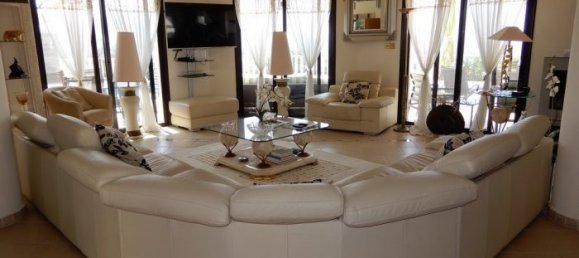 4 bedrooms Villa in Pegeia, Cyprus No. 22366 11