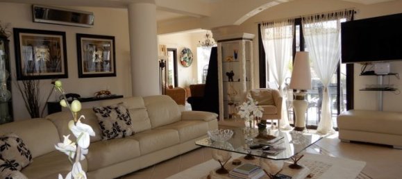 4 bedrooms Villa in Pegeia, Cyprus No. 22366 15