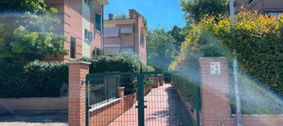 Квартира с 3 комнатами в Фьорано Моденесе, Италия № 223016 2