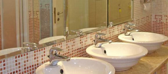 Таунхаус с 21 комнатой в Острова, Аттика, Греция № 7568 11