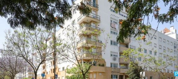 3 Schlafzimmer Wohnung in Lisbon, Portugal, Nr. 225430 4