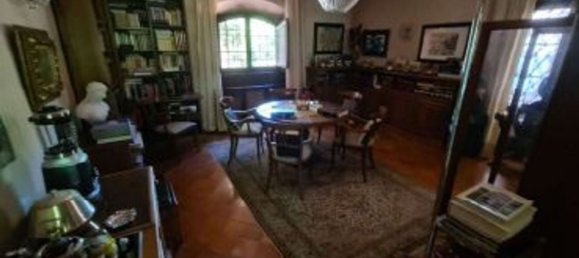20 rooms Villa in Pietrasanta, Italy No. 197071 17