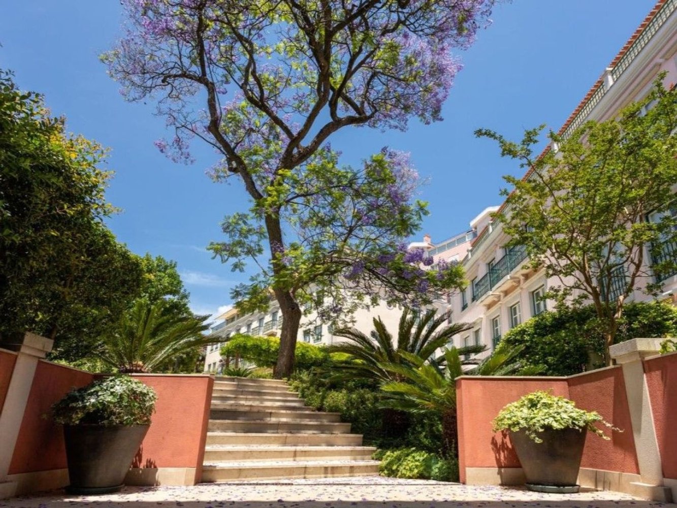 1 bedroom Apartment in Lisbon, Portugal No. 102982