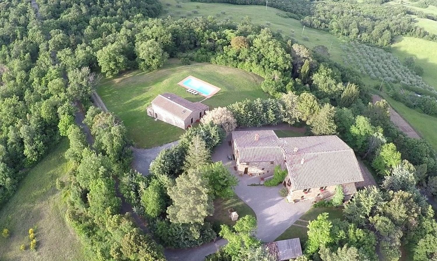 Casa de 20 divisões em Pomarance, Italy N.º 55643