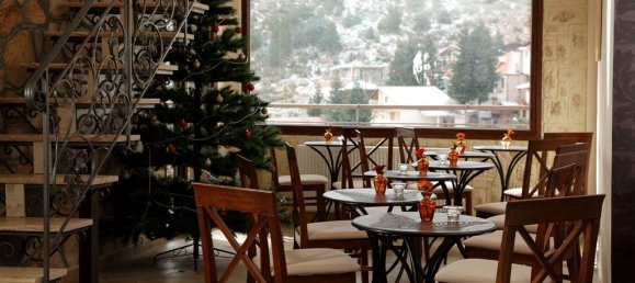 430m² Townhouse in Veria, Greece No. 5335 3